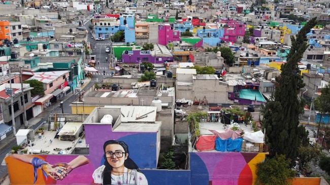 FOTO: Warna-warni Mural Hiasi Permukiman Padat di Meksiko