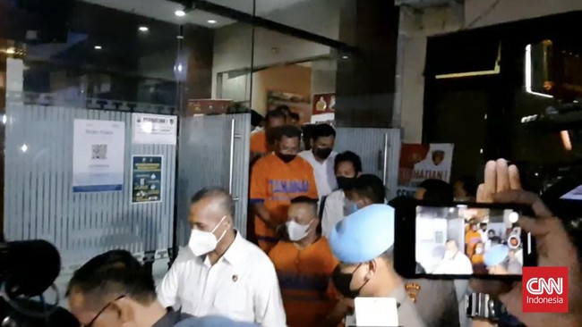 Kejaksaan Tinggi Jawa Timur (Kejati Jatim) telah menunjuk 15 jaksa penuntut umum (JPU) yang bakal menangani perkara Tragedi Kanjuruhan.