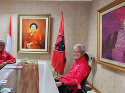 Disanksi PDIP, Ganjar Klarifikasi soal Siap Nyapres