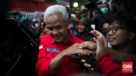img-title Ganjar Angkat Suara soal Rambut Putih Ciri Pemimpin Mikir Rakyat