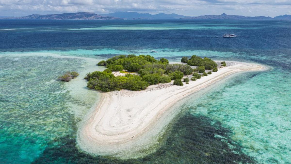 Pulau Hiu Punya Sejarah Kelam, Kini Terancam Kebanjiran Turis