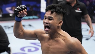 Menang di Semifinal UFC, Jeka Saragih Ingin Bertemu Jokowi