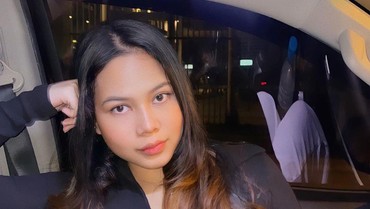 Jessi Putri, Adik Jefri Nichol yang Terekspos