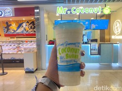 Lagi Hits di Singapura, Begini Rasa Minuman Kelapa Mr. Coconut