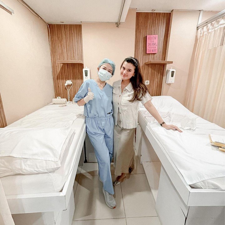 <p>Audi mempercayakan program dietnya dengan dokter diet artis ternama, dr. Cissie Nugraha. (Foto: Instagram: @audimarissa)</p>
