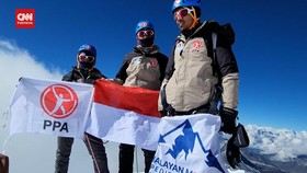 VIDEO: 3 Pendaki Indonesia Taklukkan Puncak Himalaya