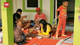 VIDEO: Korban Puting Beliung Sidoarjo Keluhkan Makanan dan Air Bersih
