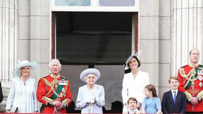 5 Kiat Gaya Hidup Frugal ala Keluarga Kerajaan Inggris, Bisa Bantu Menghemat Keuangan, Nih!