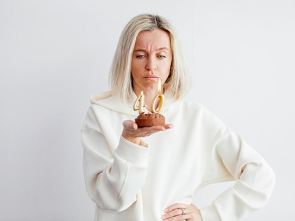 Kenali Apa Itu Midlife Crisis dan Cara Mengatasinya, Bunda Mengalami?