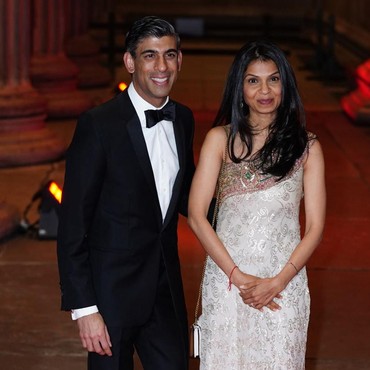 Sosok Istri PM Inggris Rishi Sunak yang Lebih Tajir dari Ratu Elizabeth II