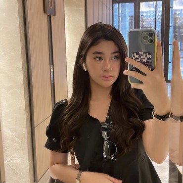 Mobil Mewah Clara Shinta Disita Debt Collector, Ada Apa?