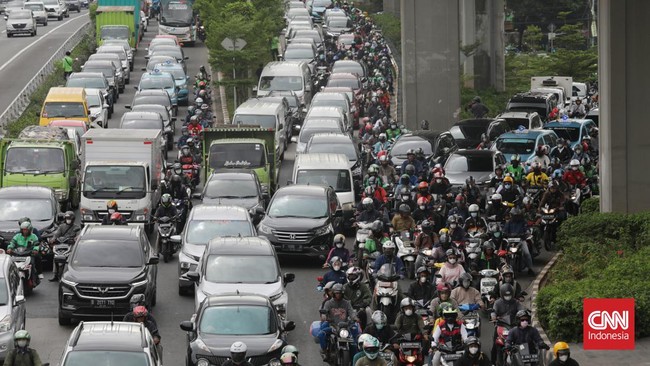 Pelat RFP dengan kombinasi empat angka dan diawali dengan angka 1 umumnya kerap digunakan oleh kalangan pejabat Polri.
