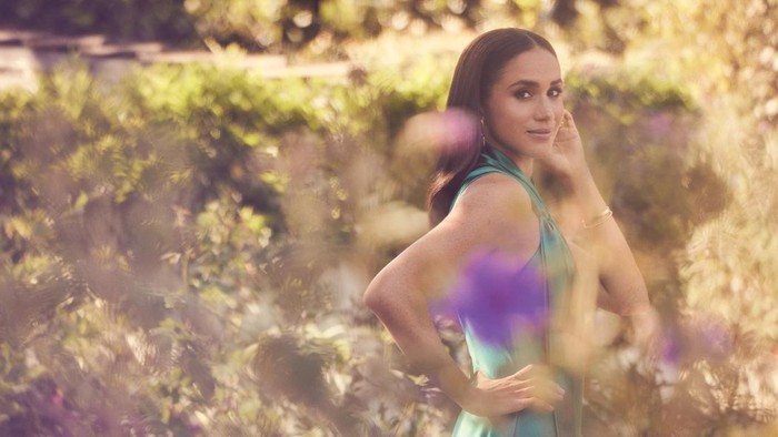 5 Outfit Mahal Meghan Markle di Pemotretannya Bersama Majalah Variety