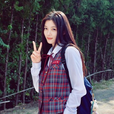 Kim Yoo Jung 'My Demon' Mendadak ke Indonesia, Ada Apa?