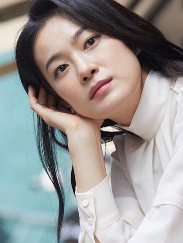 Ok Ja Yeon merupakan perempuan yang lahir pada tanggal 19 Desember 1988/ Foto: instagram.com/okjayeon
