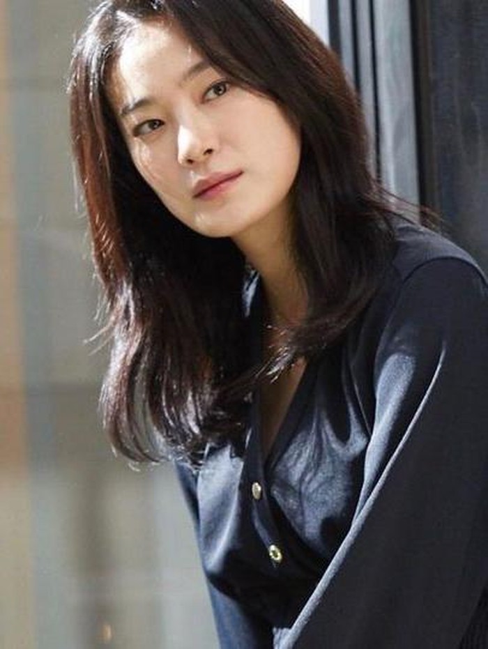Pertama kali dalam hidupnya ingin berkarier di dunia akting ketika menonton drama Snow in March, yang menampilkan aktor Jang Min Ho/ Foto: instagram.com/okjayeon
