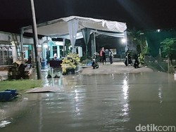Cerita Sedih Pesta Pernikahan di Gresik Gagal Digelar gegara Banjir