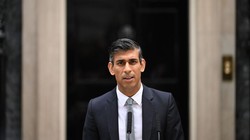 Rishi Sunak Jadi PM Inggris Pertama Keturunan India dan Termuda Sejak 1812
