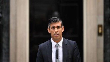 img-title Rishi Sunak Jadi PM Inggris Pertama Keturunan India dan Termuda Sejak 1812