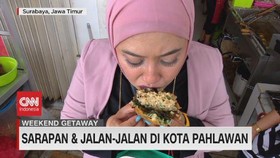 VIDEO: Sarapan Dan Jalan-Jalan di Kota Pahlawan