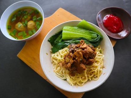 5 Resep Mie Ayam Sederhana ala Rumahan, Cocok Buat Menu Akhir Pekan!