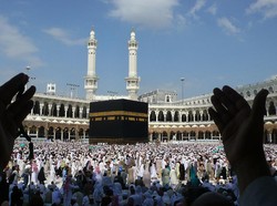 Makna Tawaf di Kakbah Serupa Ibadah Malaikat di Arasy, Bagaimana Penjelasannya?