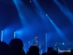 Lirik Lagu Lighthouse - Calum Scott