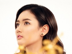 Lirik Lagu Telat Cemburu - Meiska