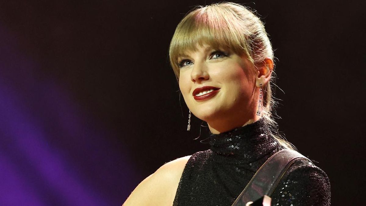 Taylor Swift Viral Beri Tip Natal Staf Stadion Setara Gaji 2 Minggu