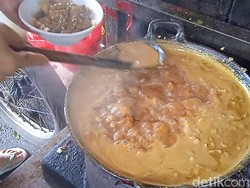 Nyamm! 5 Tongseng Solo Mlekoh yang Nikmat Untuk Makan Siang