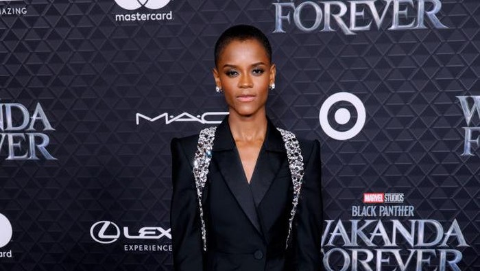 Gaya Letitia Wright di Premiere Black Panther: Wakanda Forever Dinilai Mirip dengan Chadwick Boseman