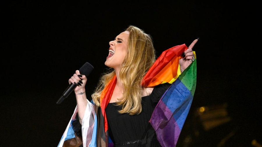 LONDON, ENGLAND - JULY 02: Adele performs on stage as American Express present BST Hyde Park in Hyde Park on July 02, 2022 in London, England.  (Photo by Gareth Cattermole/Getty Images for Adele)
