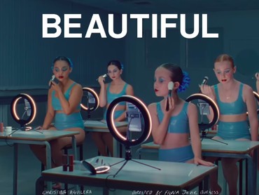 Lirik Lagu Beautiful - Christina Aguilera