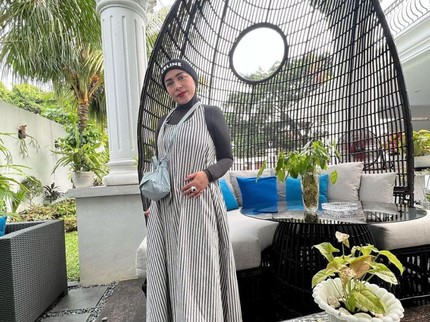 Melly Goeslaw Sukses Jalani Diet hingga Turun 21 Kg, Bunda Penasaran Tipsnya?