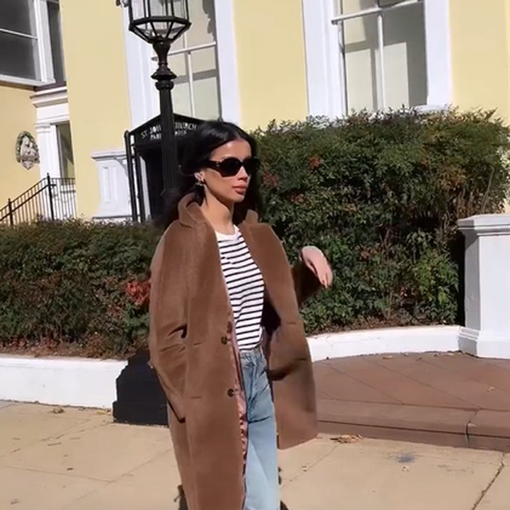 <p>Penampilan Sabrina yang mencolok dari biasanya ini menuai banyak komentar dari netizen. Mereke meninggalkan banyak reaksi berupa pujian, Bunda. (Foto: Instagram @sabrinachairunnisa_)<br /><br /><br /></p>