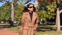 <p>Beberapa dari netizen meninggalkan komentar soal penampilannya yang terlihat lebih cantik. "Kenapa makiiin cantik banget wooy," tulis akun @cut****. (Foto: Instagram @sabrinachairunnisa_)<br /><br /><br /></p>