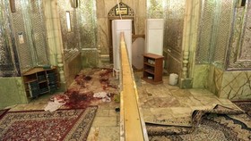 img-title FOTO: Horor Serangan ISIS ke Masjid Syiah di Iran
