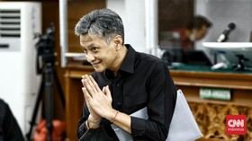 FOTO: Sidang Lanjutan Hendra Kurniawan dan Agus Nurpatria