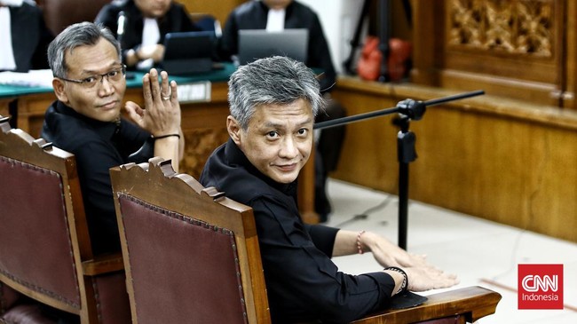 Pengacara Agus Nurpatria Nilai Jaksa Abaikan Fakta Sidang demi Publik Penasihat hukum terdakwa Agus Nurpatria menilai jaksa mengabaikan fakta persidangan demi obsesi memberikan kepuasan kepada publik.