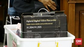 Hakim Cecar Kabar CCTV Sambo Disambar Petir, Saksi Polisi Jawab Siap