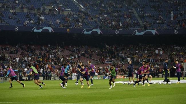 Kemenangan Inter Milan atas Viktoria Plzen memastikan Barcelona gagal melangkah ke babak 16 besar yang berbuntut komentar netizen.
