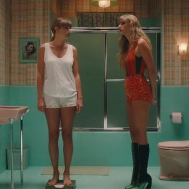 Taylor Swift Edit MV 'Anti-Hero' karena Tulisan Gemuk Kena Kritik