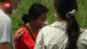 VIDEO: Istri Iwan Budi Curhat Ke Jokowi, Panglima TNI Dan Kapolri