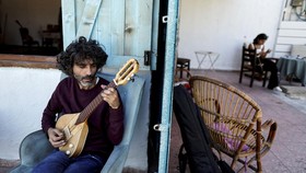 FOTO: Udelele-Muria, Instrumen Baru Buatan Musisi Palestina