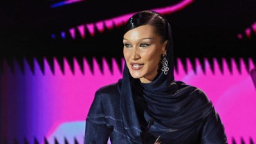 Serangan Israel ke Palestina Makin Parah, Bella Hadid Surati Joe Biden