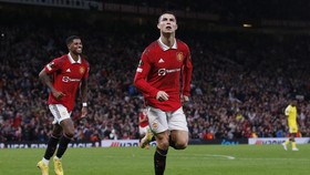 Apakah Ronaldo Dapat Medali Carabao Cup Usai MU Juara?