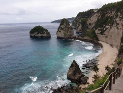 Crystal Bay Nusa Penida: Lokasi, Harga Tiket, dan Keunikannya