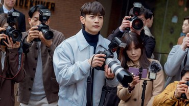 img-title Reaksi Tak Terduga Key SHINee Usai Nonton Drama Minho 'The Fabulous'