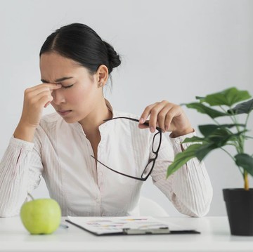img-title Rutinitas Pekerjaan Terasa Membosankan? Hati-hati Kamu Alami Burnout dan Ini Cara Mengatasinya!