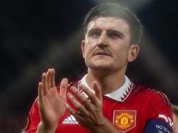 Pesan Evra buat Fans MU: Dukung Harry Maguire!